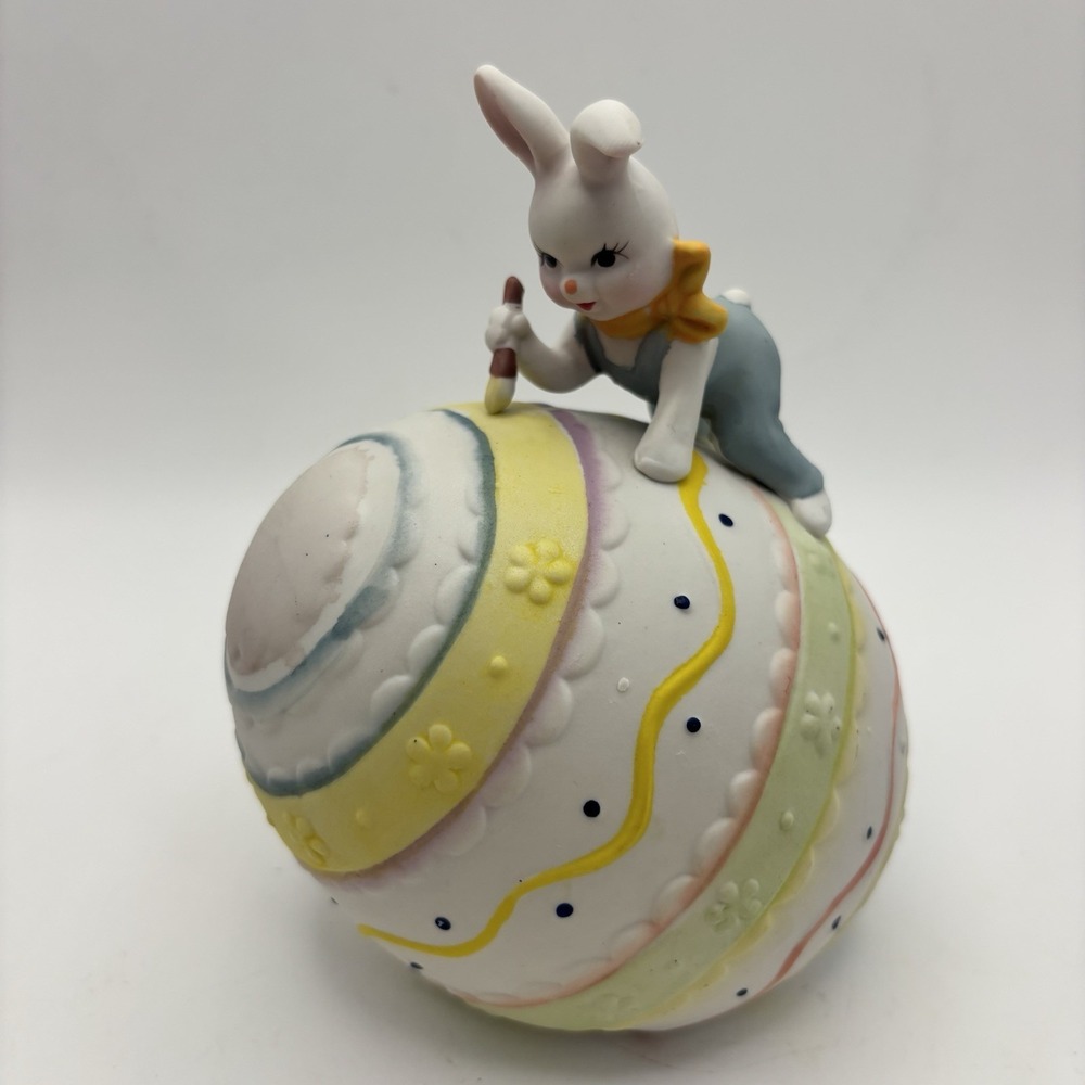 Anthro Bunny RabbitPainting Easter Egg Artist Figurine  5-1/2" Porcelain Taiwan